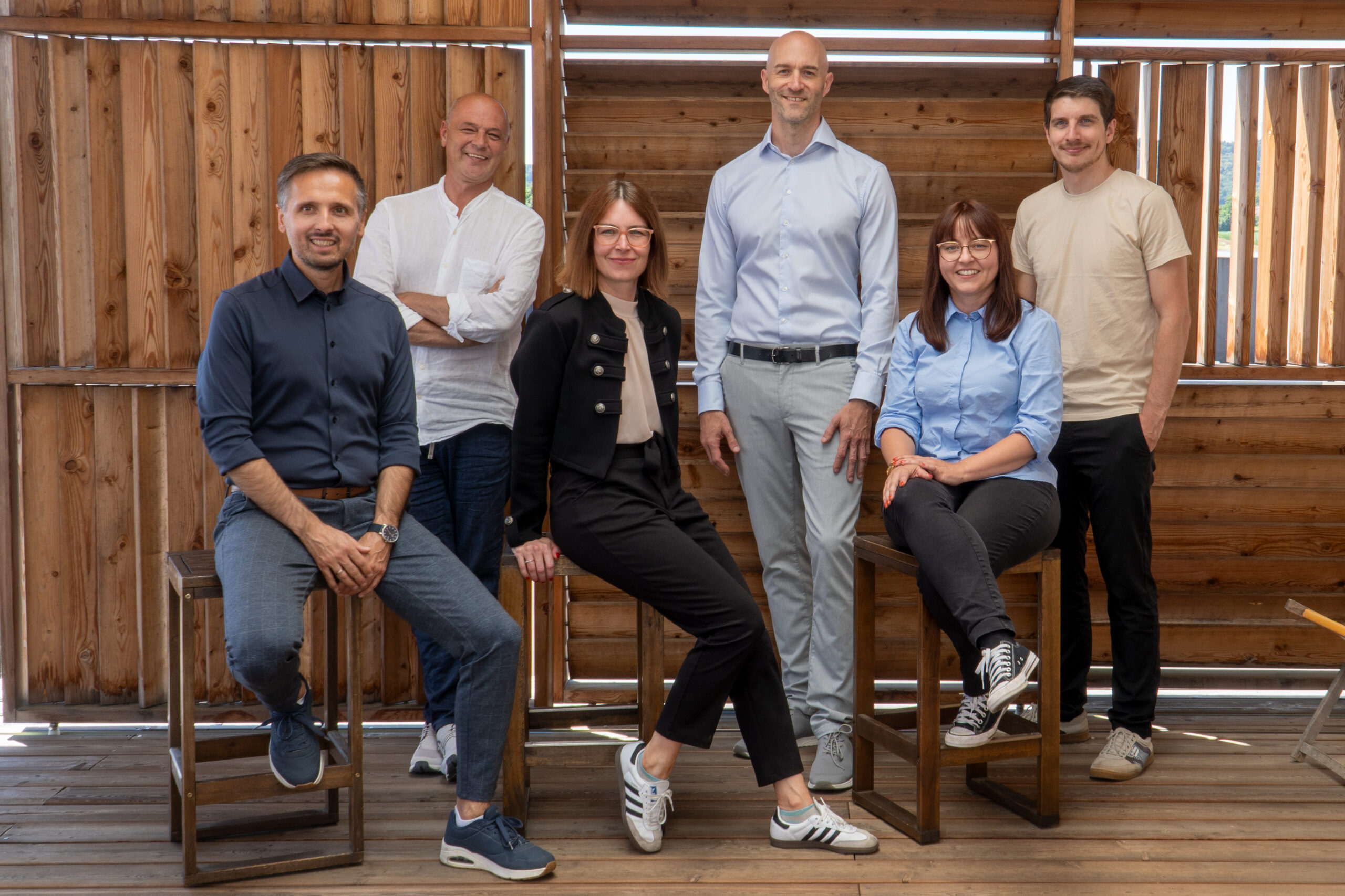 Das neu formierte Führungsteam von niceshops: Christian Moser, GF Roland Fink, GF Carina Hödl, GF Christoph Schreiner, Stella Lucchesi Palli und Dario Käfer (v.l.)