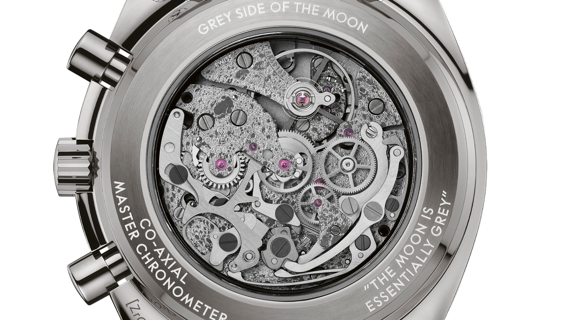 Rückansicht einer Omega-Armbanduhr mit freiliegenden, komplizierten mechanischen Zahnrädern, beschriftet mit "Grey Side of the Moon" an einem schwarzen Lederarmband.